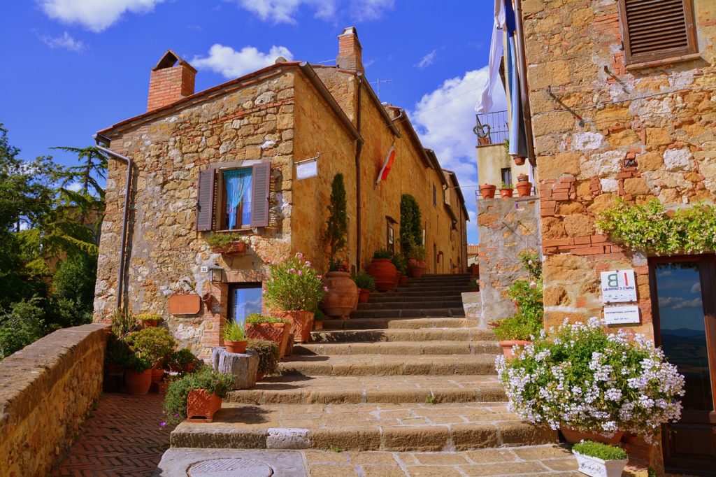 Pienza: A Pope, a Piazza and a Piece of Pecorino